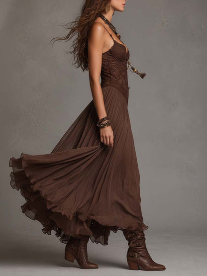 Vestido largo de gasa con paneles de encaje en color marrón oscuro