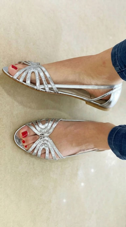 Saskia | Sandalia baja metalizada perforada
