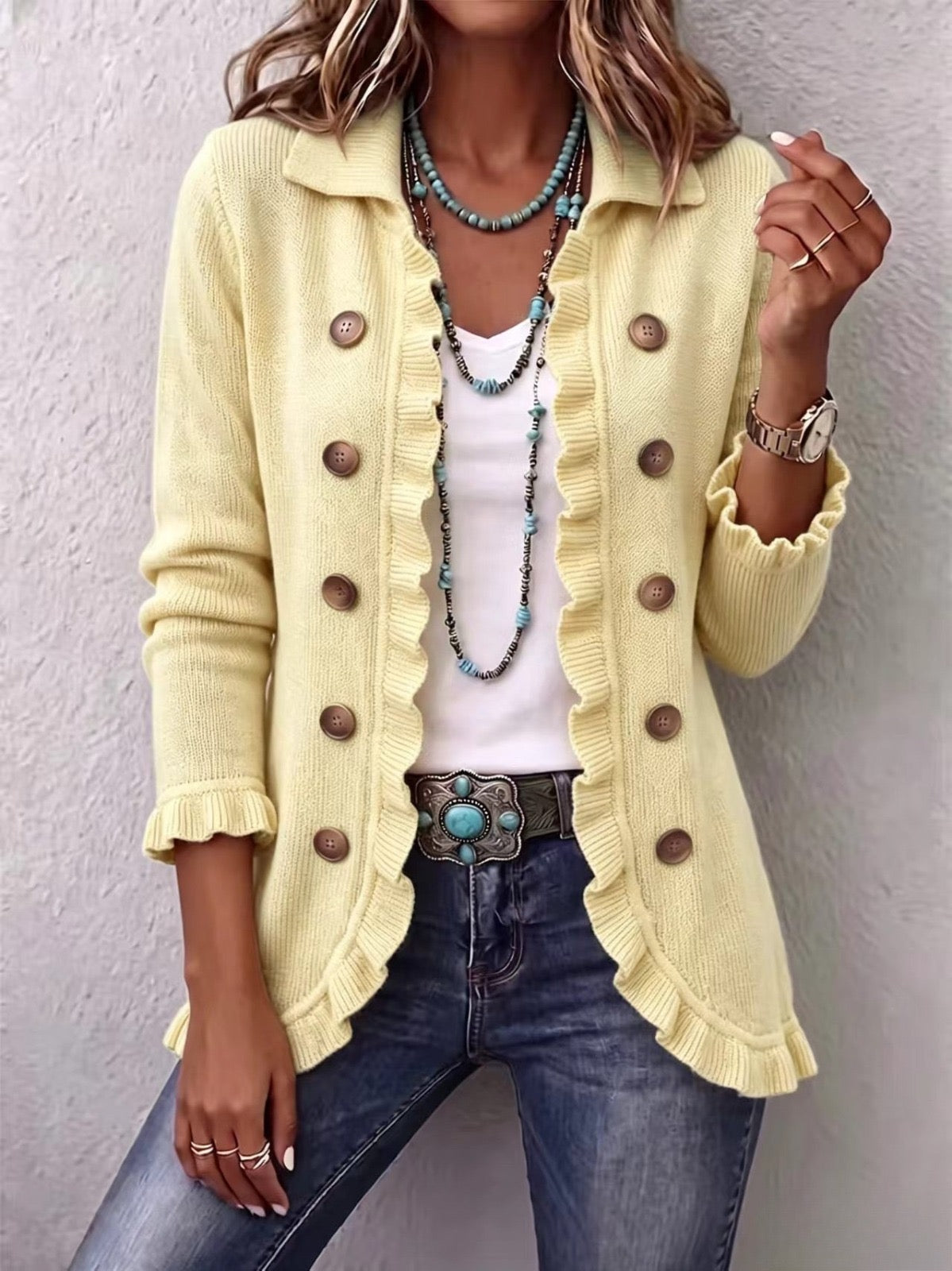 Orsola | Chaqueta de canalé color crema con volantes