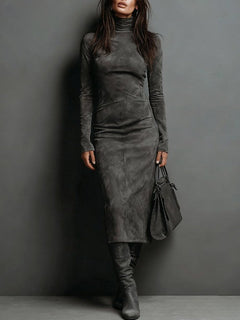 Gris oscuro