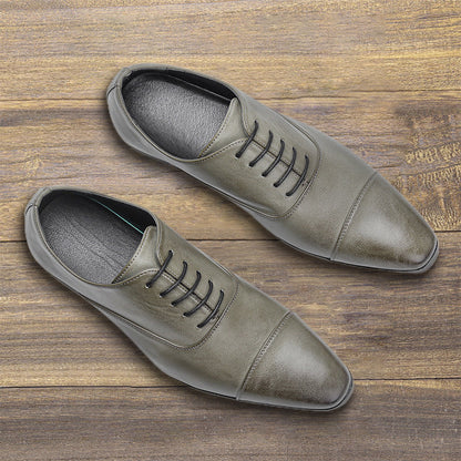 Zapatos de piel de hombre de estilo ejecutivo con puntera puntiaguda