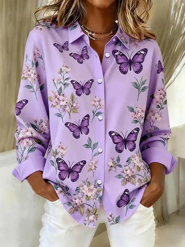 Blusa con botones y estampado de mariposas de estilo caprichoso